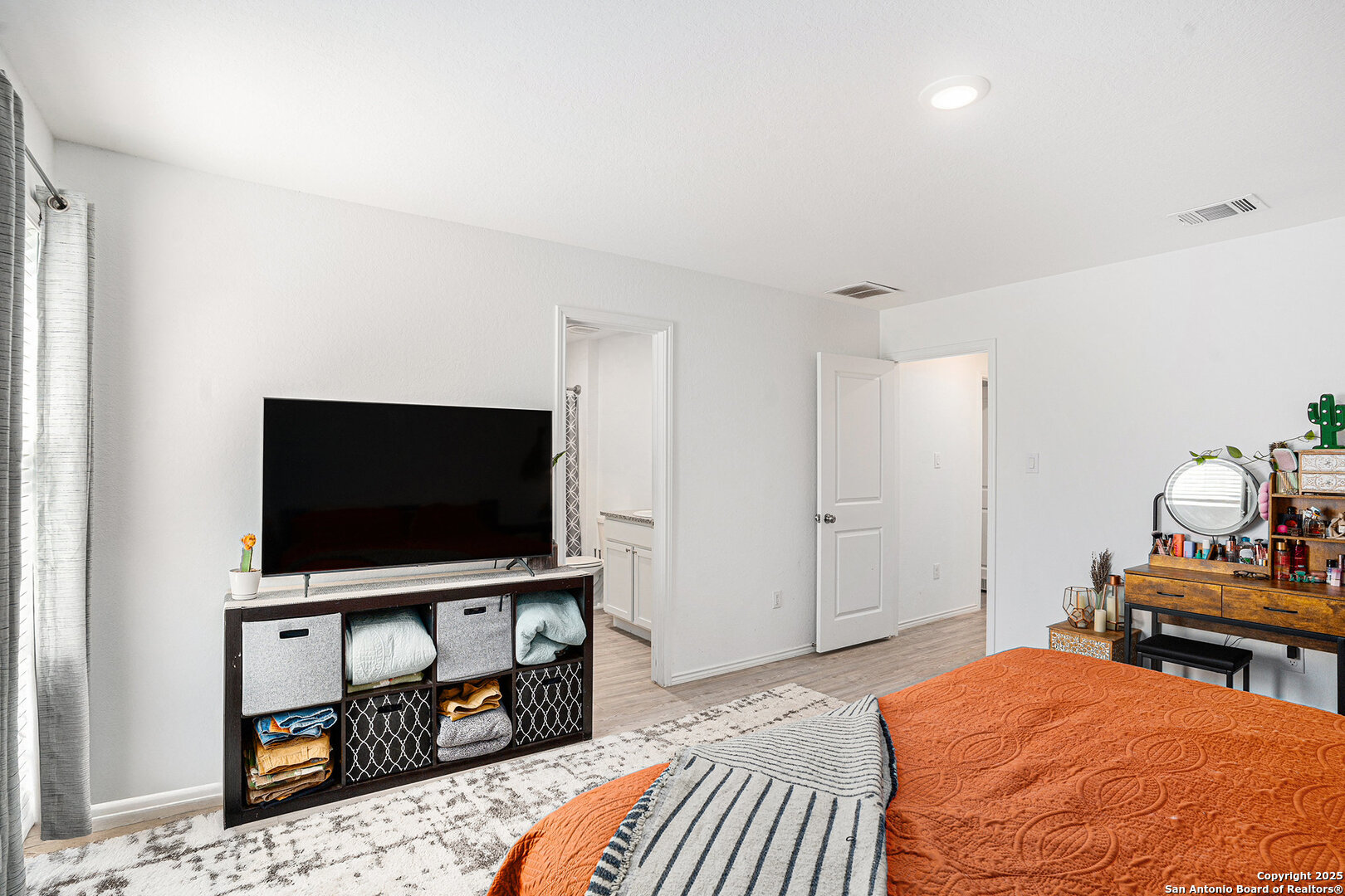 13802 Ostrich Run San Antonio, TX 78252 - Photo 19 of 32