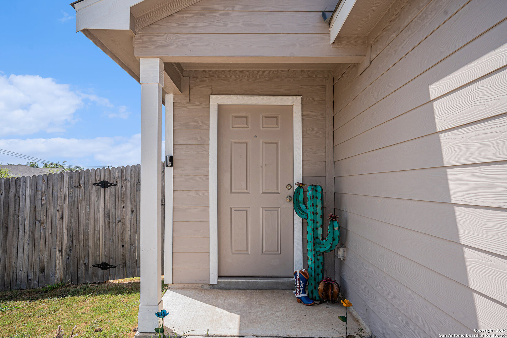 13802 Ostrich Run San Antonio, TX 78252 - Photo 5 of 32