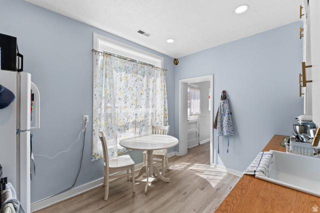 257 200 South Provo, UT 84606 - Photo 24 of 40 Dining area featuring light wood-type flooring and recessed lighting