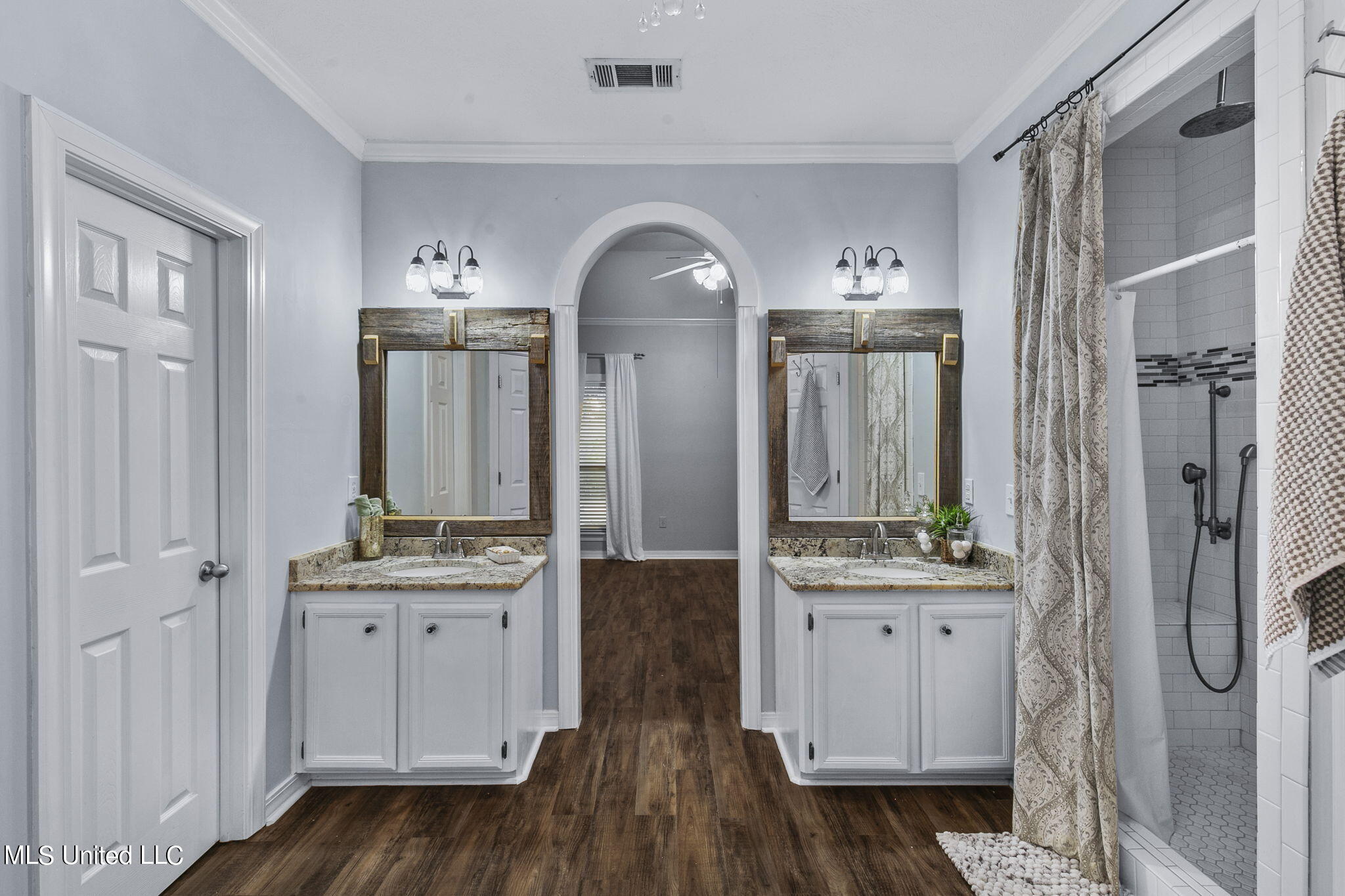 514 Ridge Circle Brandon, MS 39047 - Photo 42 of 86 Vanities