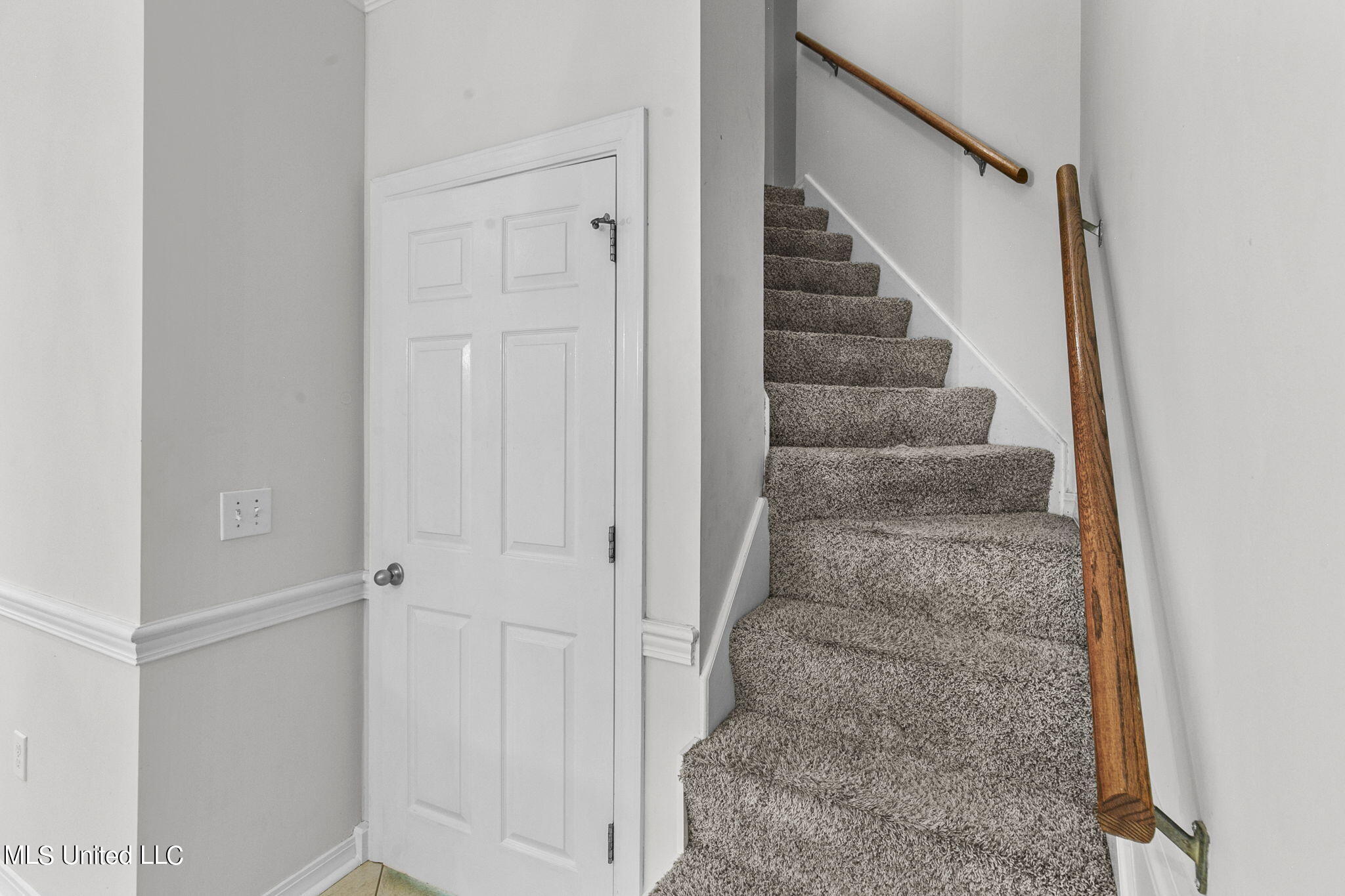 514 Ridge Circle Brandon, MS 39047 - Photo 56 of 86 Stairway to 4th Bedroom/Play Room