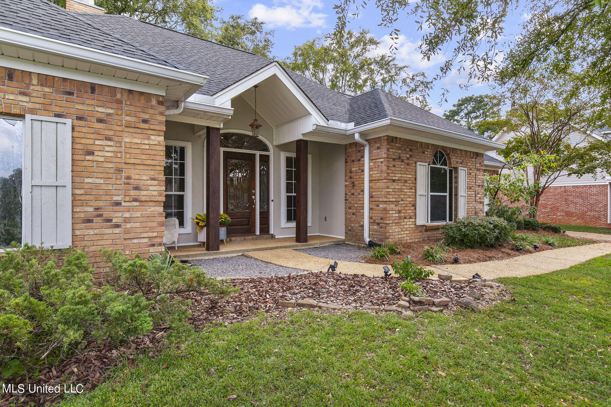 514 Ridge Circle Brandon, MS 39047 - Photo 8 of 86 7-web-or-mls-514 Ridge Cir-7