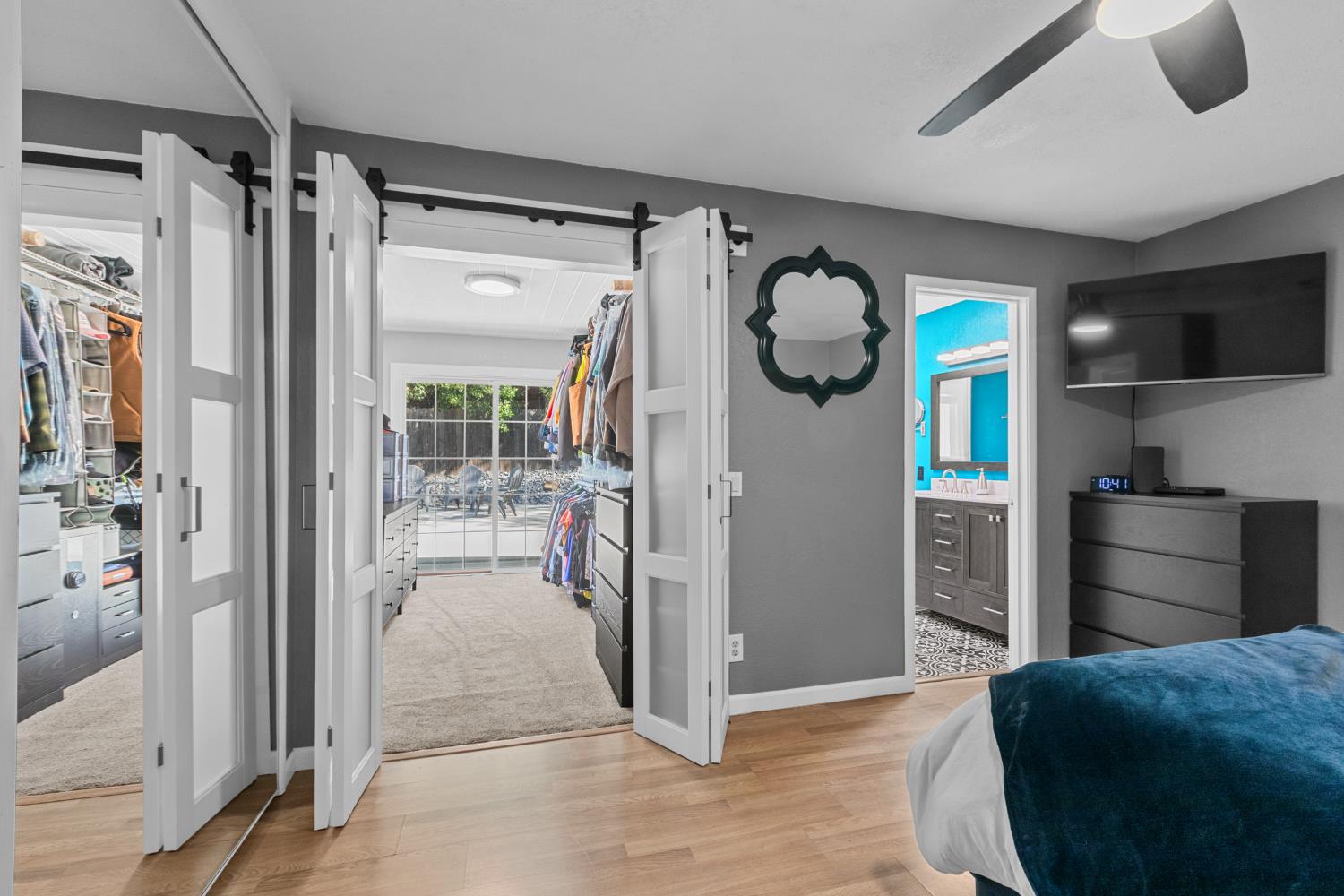 6321 Paco Court Citrus Heights, CA 95621 - Photo 24 of 36 a view of entryway and kitchen