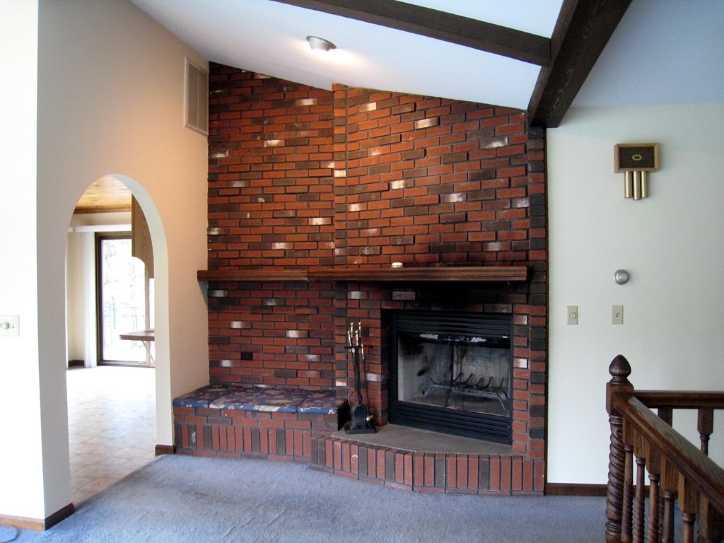 370 Green River Road Greenfield, MA 01301 - Photo 6 of 30 Gallery Image 6