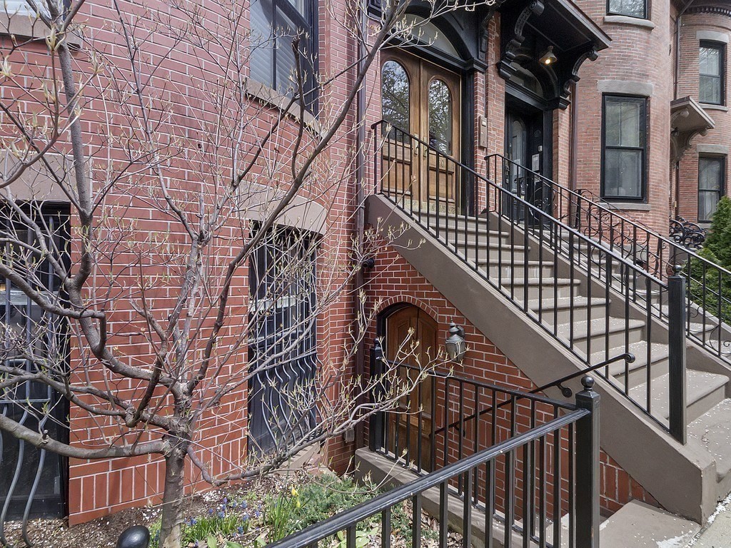 70 East Brookline Street, Unit 1 Boston, MA 02118 - Photo 11 of 15