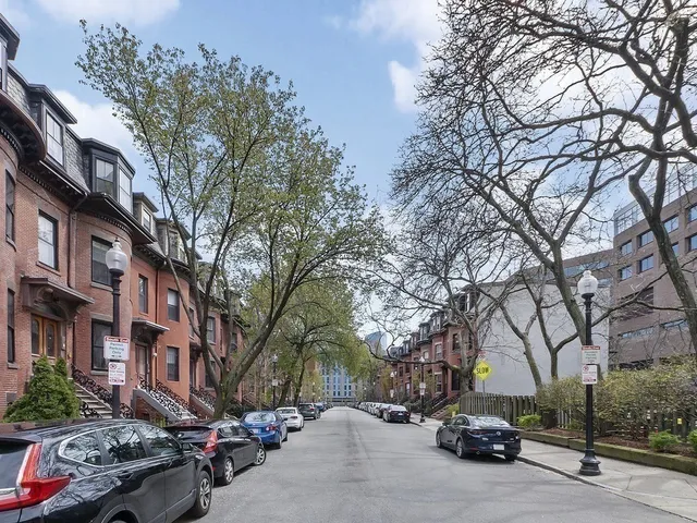 $4,000 | 70 East Brookline Street, Unit 1, Boston, MA 02118