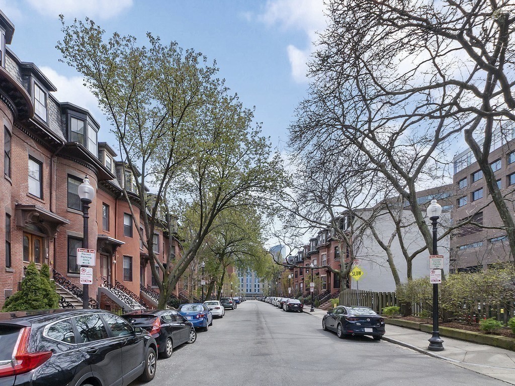 70 East Brookline Street, Unit 1 Boston, MA 02118 - Photo 13 of 15