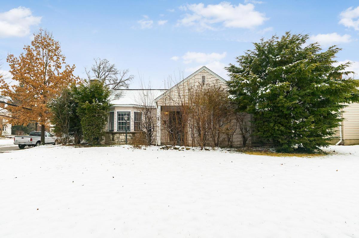 1026 South Cassingham Road Columbus, OH 43209 - Photo 2 of 39