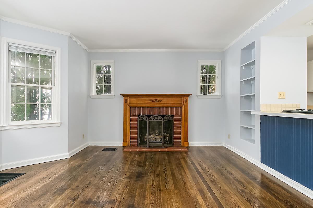 1026 South Cassingham Road Columbus, OH 43209 - Photo 5 of 39