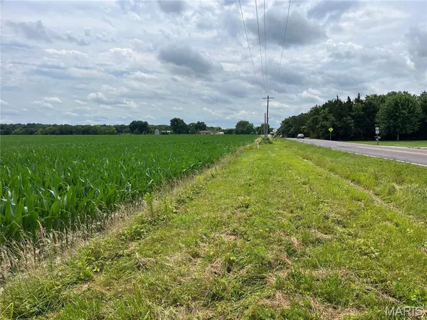 $2,893,310 | 82.666 Acres M/l On Highway, Troy, MO 63379
