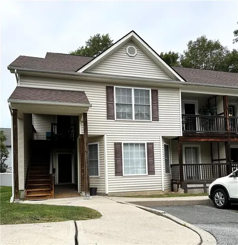 $1,725 | 105 South Montgomery Street, Unit B1 4, Walden, NY 12586