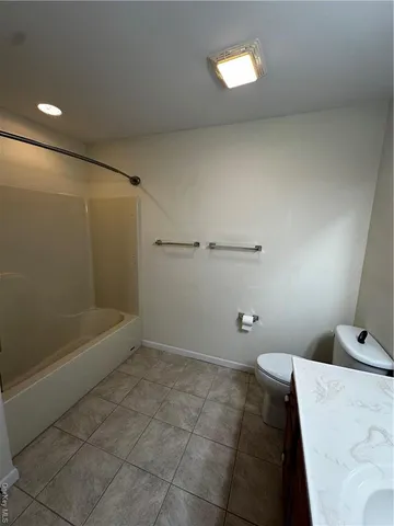 $1,725 | 105 South Montgomery Street, Unit B1 4, Walden, NY 12586