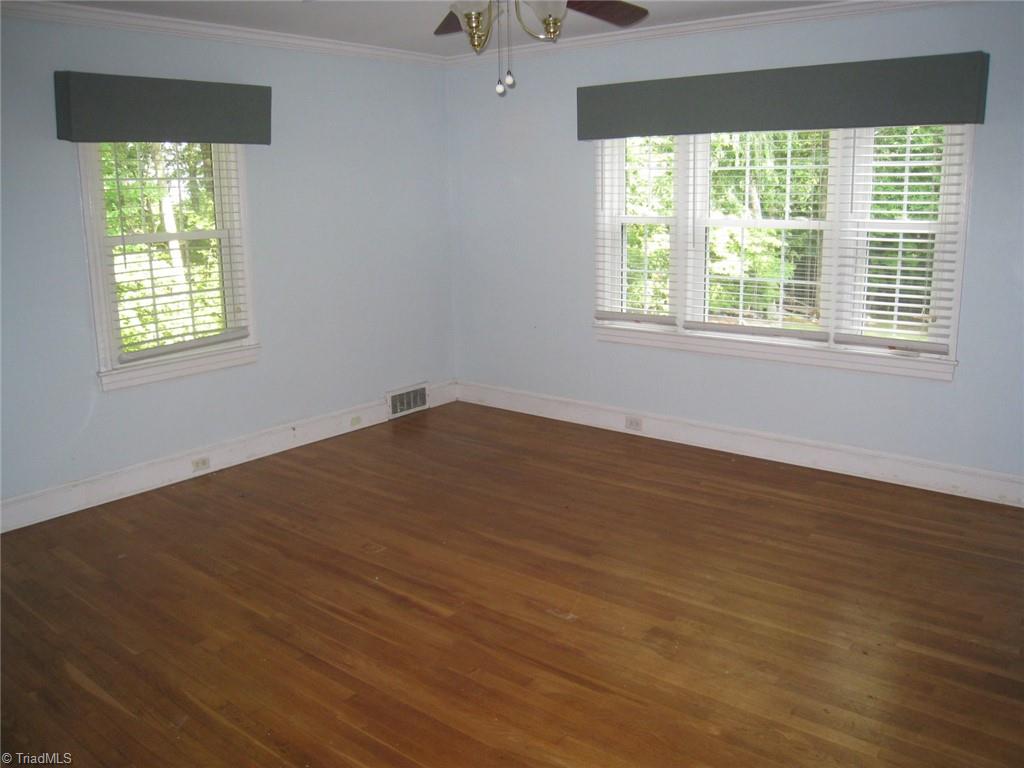 951 West Dodson Mill Road Pilot Mountain, NC 27041 - Photo 20 of 36 Main bath 2