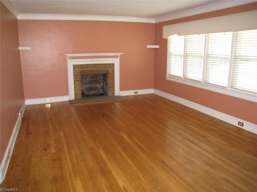 951 West Dodson Mill Road Pilot Mountain, NC 27041 - Photo 8 of 36 Dining Room