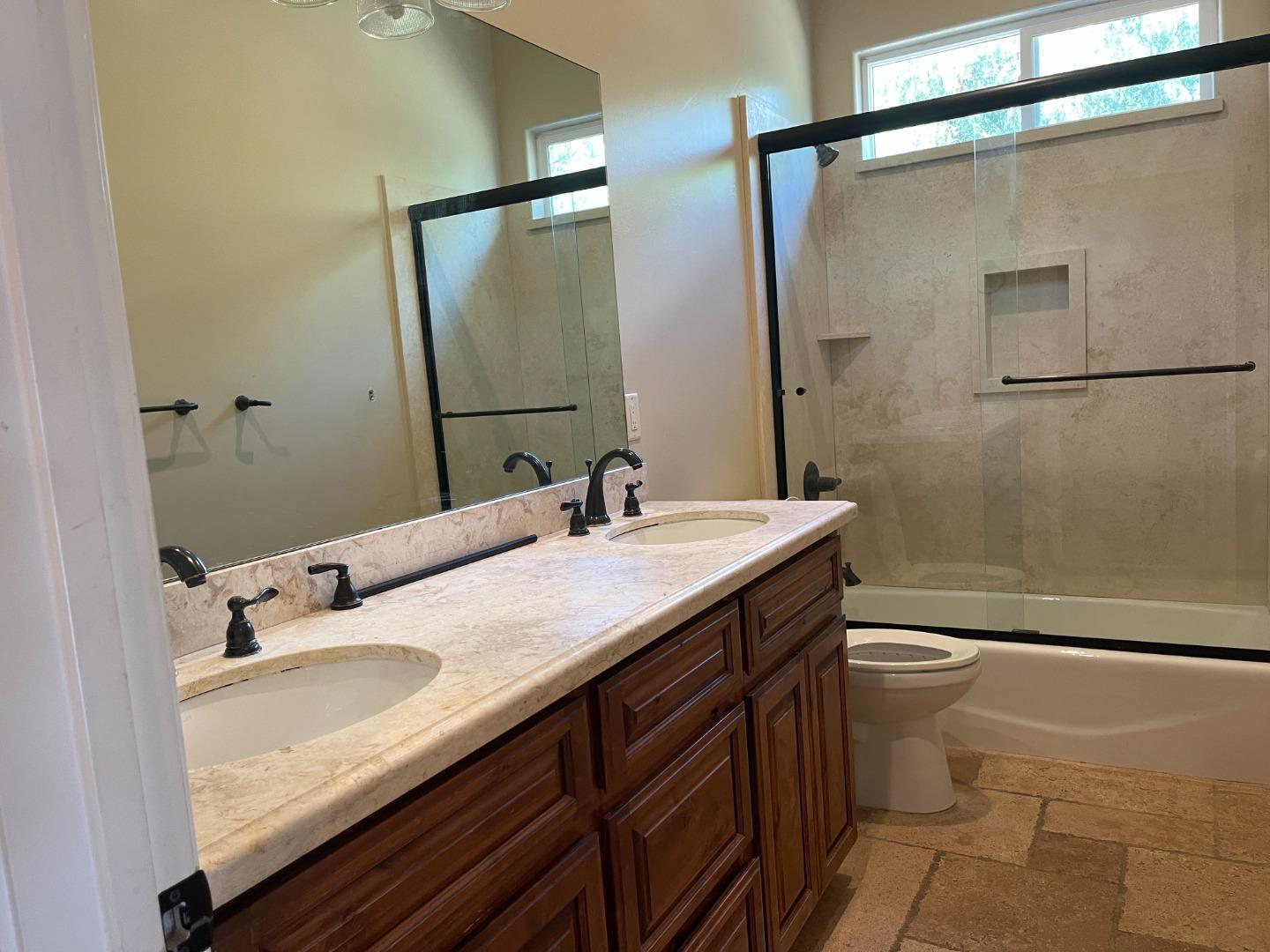 1360 Santa Ana Road Hollister, CA 95023 - Photo 6 of 14