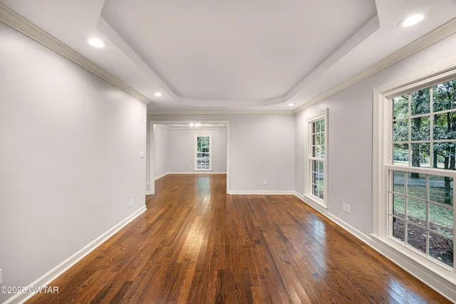 a view of livingroom with hardwood