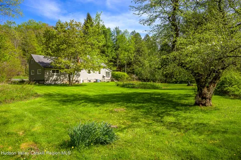 $450,000 | 11351 Highway 22, Austerlitz, NY 12017