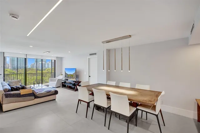 $355,000 | 3401 North Country Club Drive, Unit 619, Aventura, FL 33180