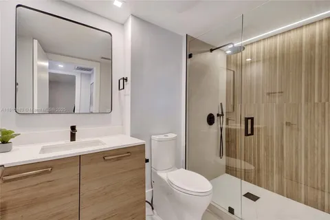 $355,000 | 3401 North Country Club Drive, Unit 619, Aventura, FL 33180