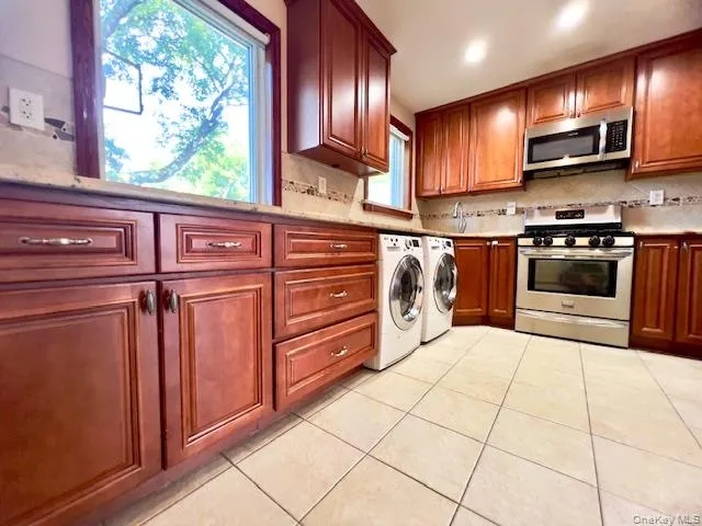 $359,000 | 216-37 68th Avenue, Unit 2 | Oakland Gardens