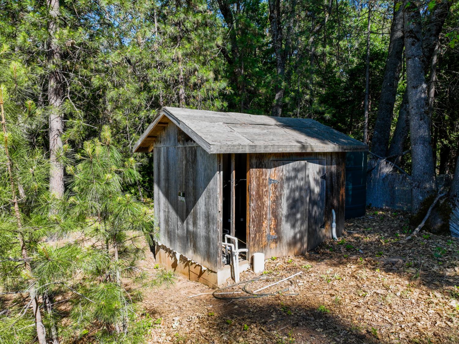30220 Magra Road Gold Run, CA 95717 - Photo 3 of 51