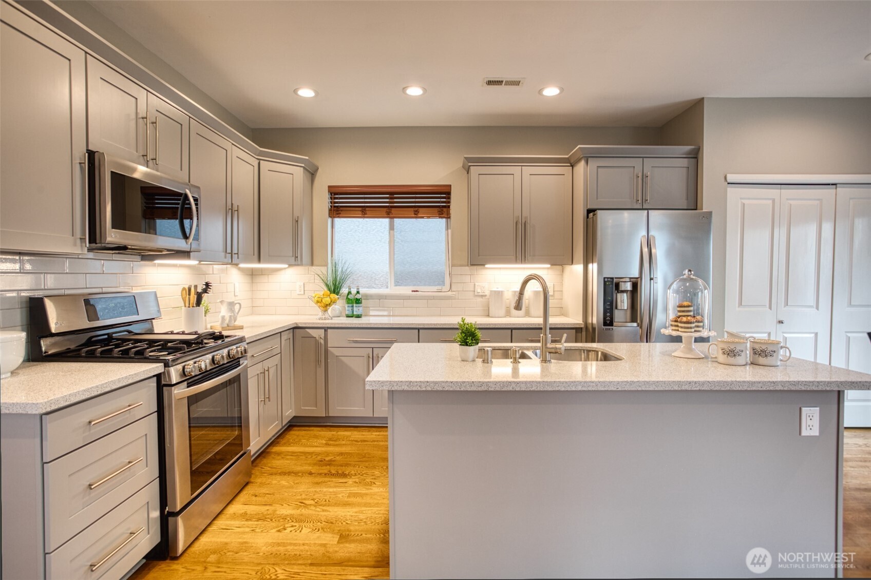 607 194th Place Southeast, Unit 29 Bothell, WA 98012 - Photo 9 of 32