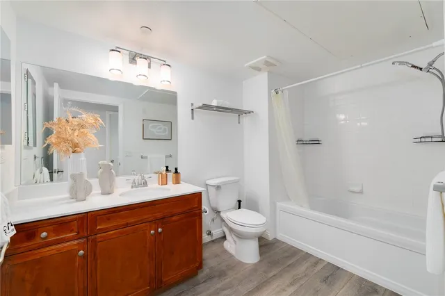 $788,000 | 408 West Main Street, Unit 2G, Alhambra, CA 91801