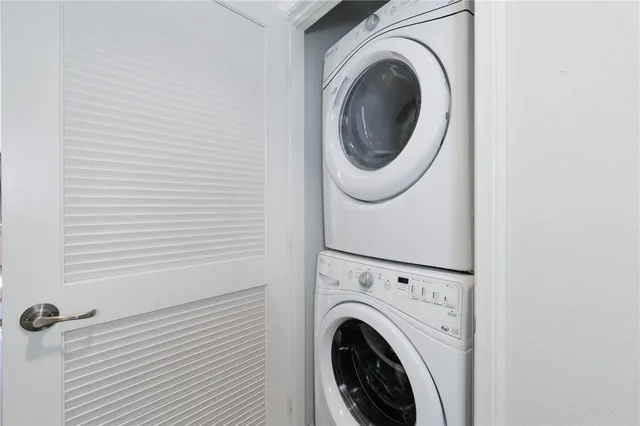 $788,000 | 408 West Main Street, Unit 2G, Alhambra, CA 91801