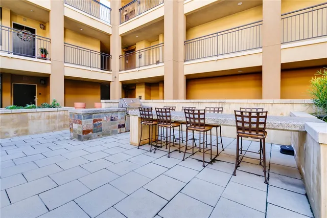 $788,000 | 408 West Main Street, Unit 2G, Alhambra, CA 91801