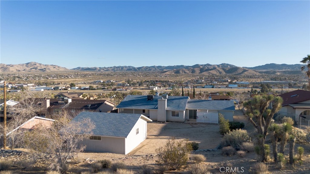 57622 Sierra Way Yucca Valley, CA 92284 - Photo 74 of 75 a view of a city