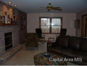 3116 Catalpa Drive Springfield, IL 62712 - Photo 9 of 17 Gallery Image 9