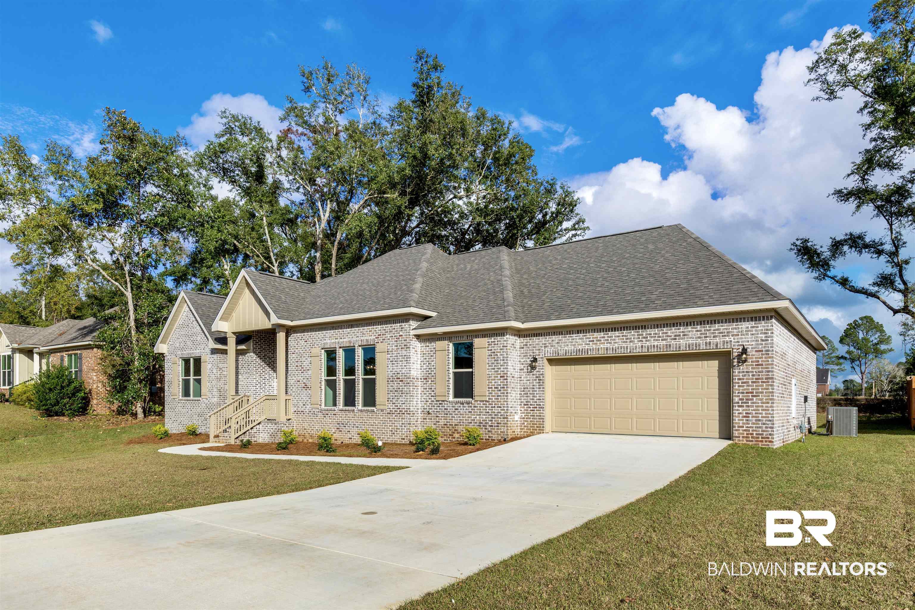 19726 Bunker Loop Fairhope, AL 36532 - Photo 3 of 29 Front