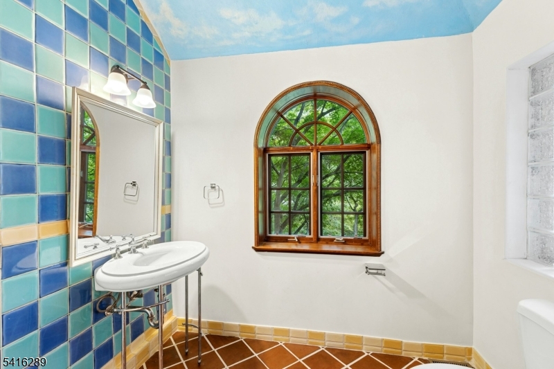 50 Rock Spring Road West Orange, NJ 07052 - Photo 13 of 44