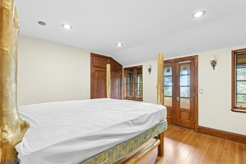 50 Rock Spring Road West Orange, NJ 07052 - Photo 25 of 44