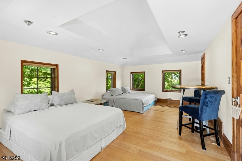 50 Rock Spring Road West Orange, NJ 07052 - Photo 41 of 44