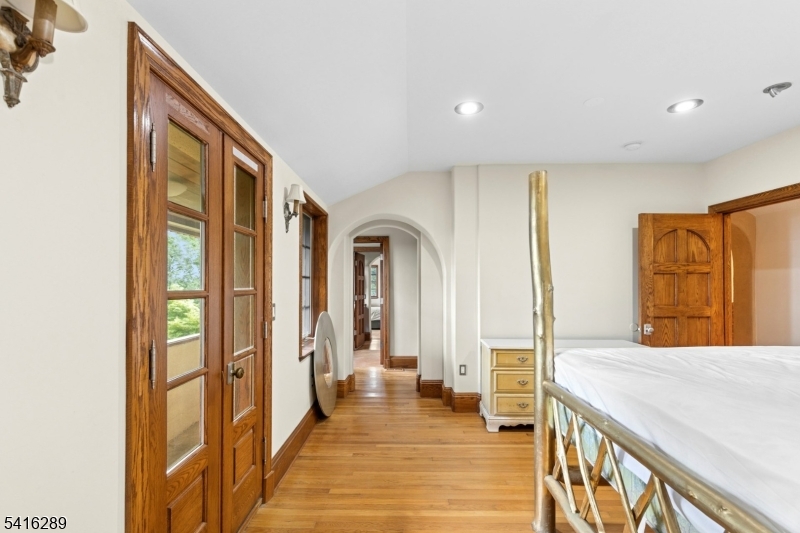 50 Rock Spring Road West Orange, NJ 07052 - Photo 10 of 44