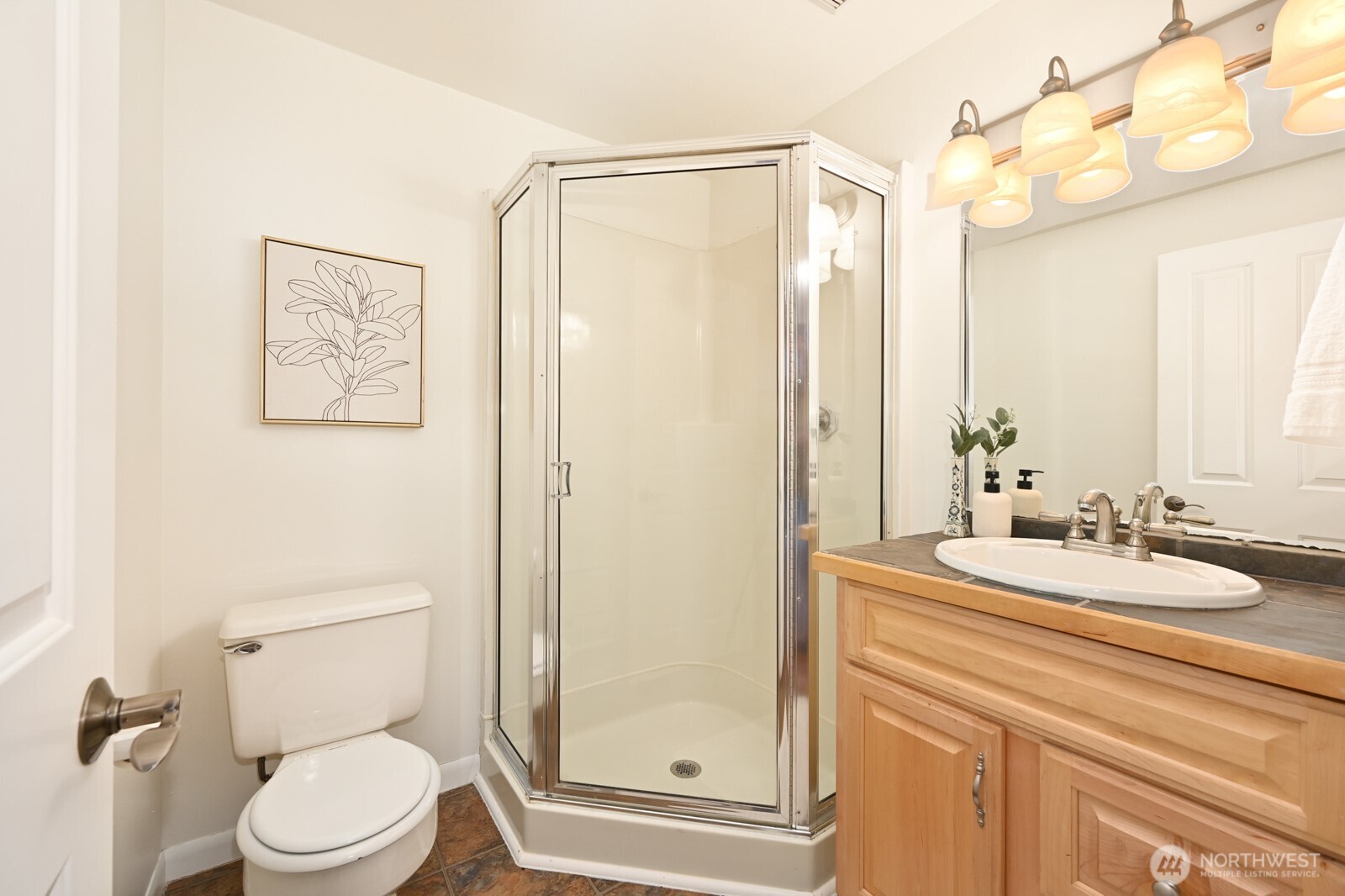 13804 Redmond Way Redmond, WA 98052 - Photo 14 of 25