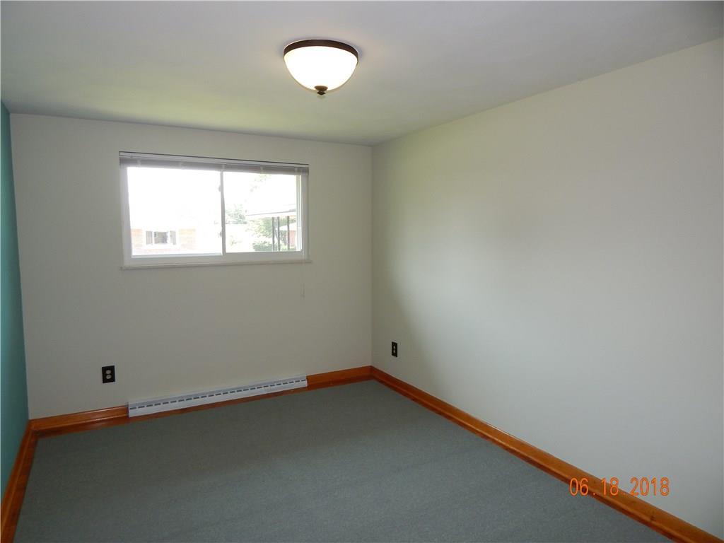 4640 West Ridgewood Road Springfield, OH 45503 - Photo 14 of 34