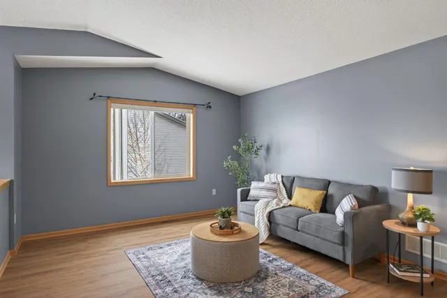 $259,900 | 6214 Mill Run Road, Monticello, MN 55362