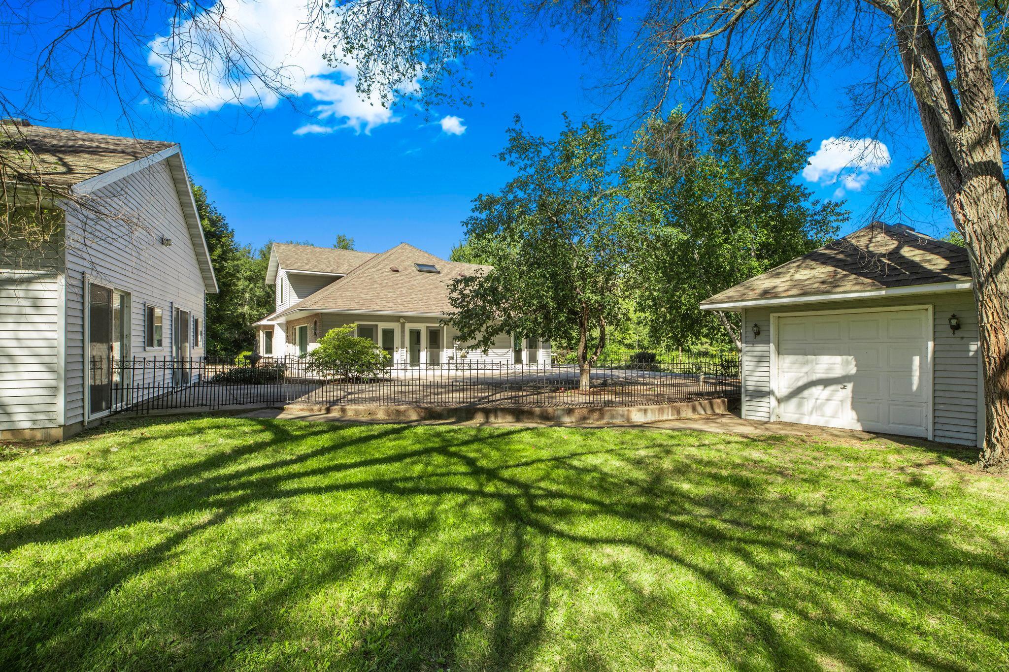 5110 Northeast River Road Sauk Rapids, MN 56379 - Photo 5 of 91
