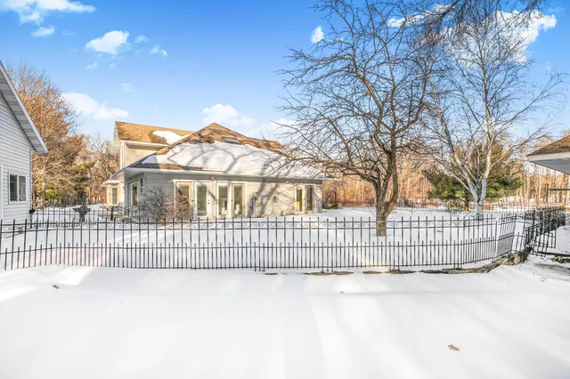 $519,900 | 5110 Northeast River Road, Sauk Rapids, MN 56379