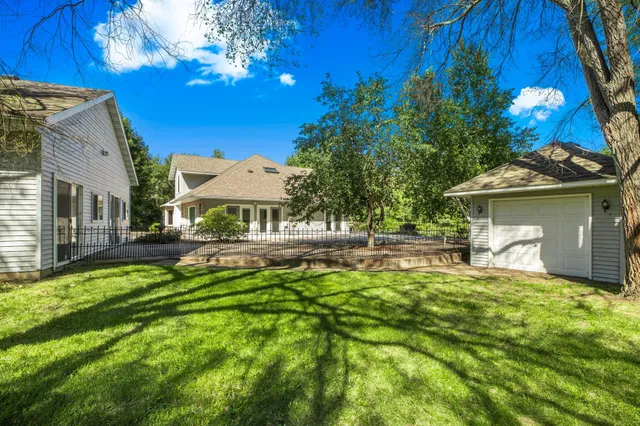 $519,900 | 5110 Northeast River Road, Sauk Rapids, MN 56379