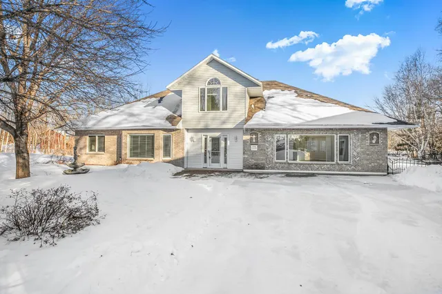 $519,900 | 5110 Northeast River Road, Sauk Rapids, MN 56379