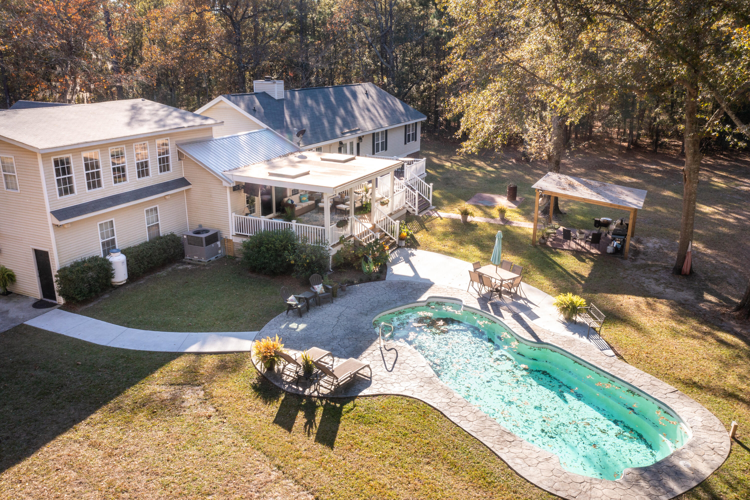 6288 Old Jacksonboro Road Ravenel, SC 29470 - Photo 3 of 78 6288OldJacksonboro- KeenEyeMarketing0070