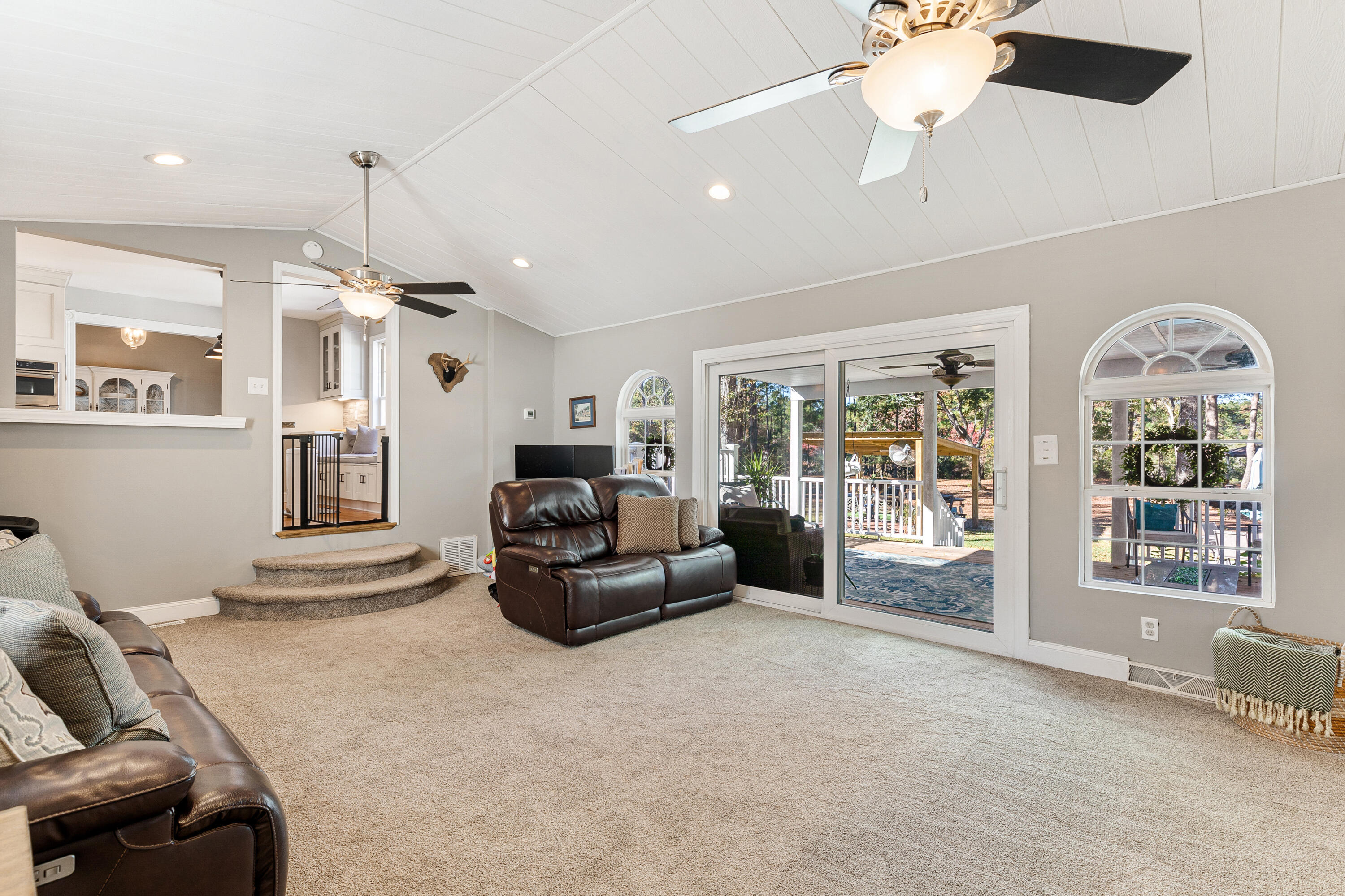 6288 Old Jacksonboro Road Ravenel, SC 29470 - Photo 25 of 78 6288OldJacksonboro- KeenEyeMarketing0024