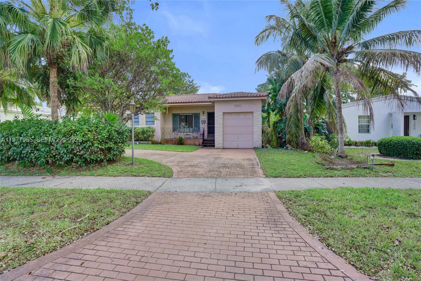 2060 Keystone Boulevard North Miami, FL 33181 - Photo 5 of 29