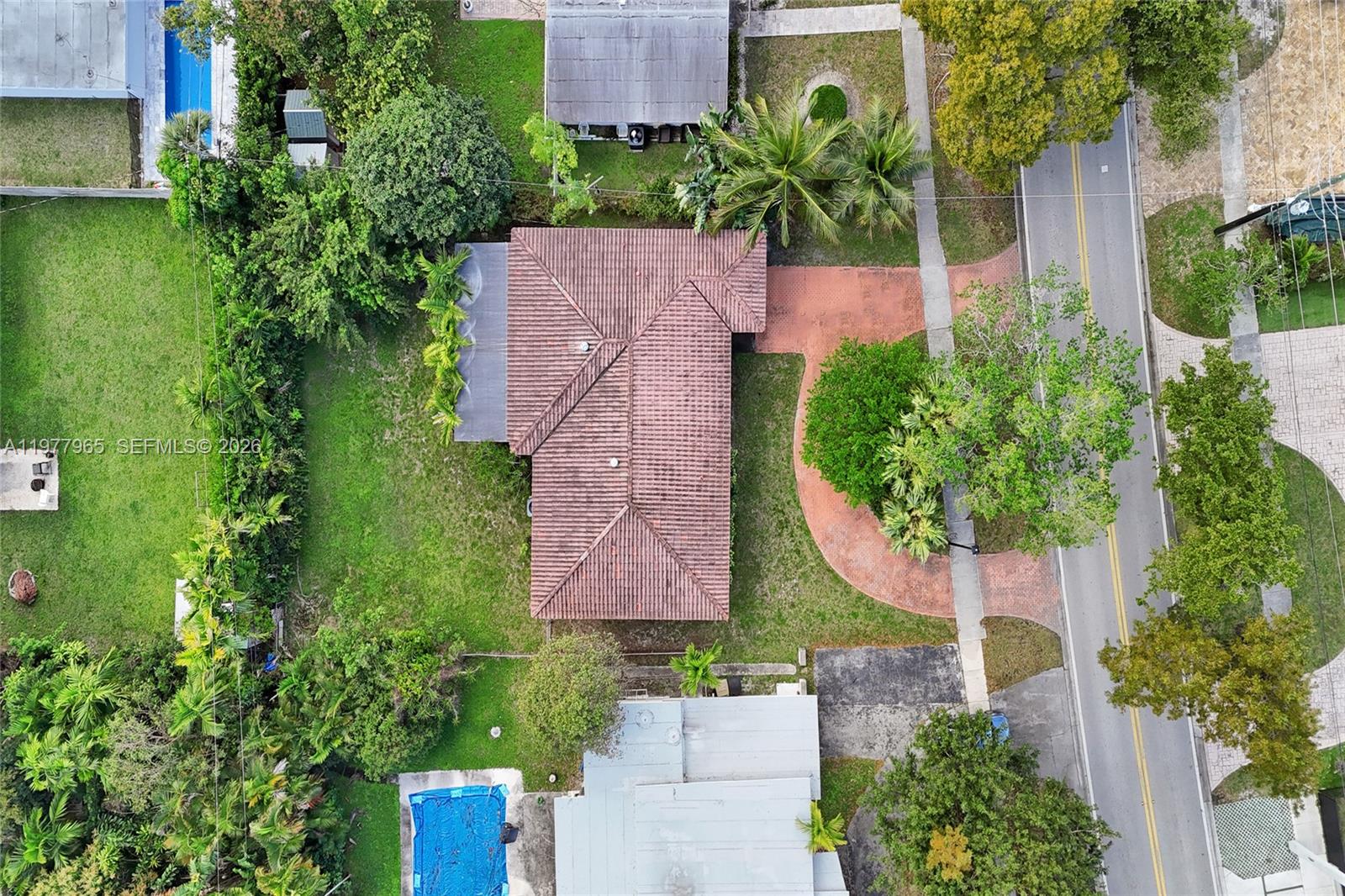 2060 Keystone Boulevard North Miami, FL 33181 - Photo 7 of 29