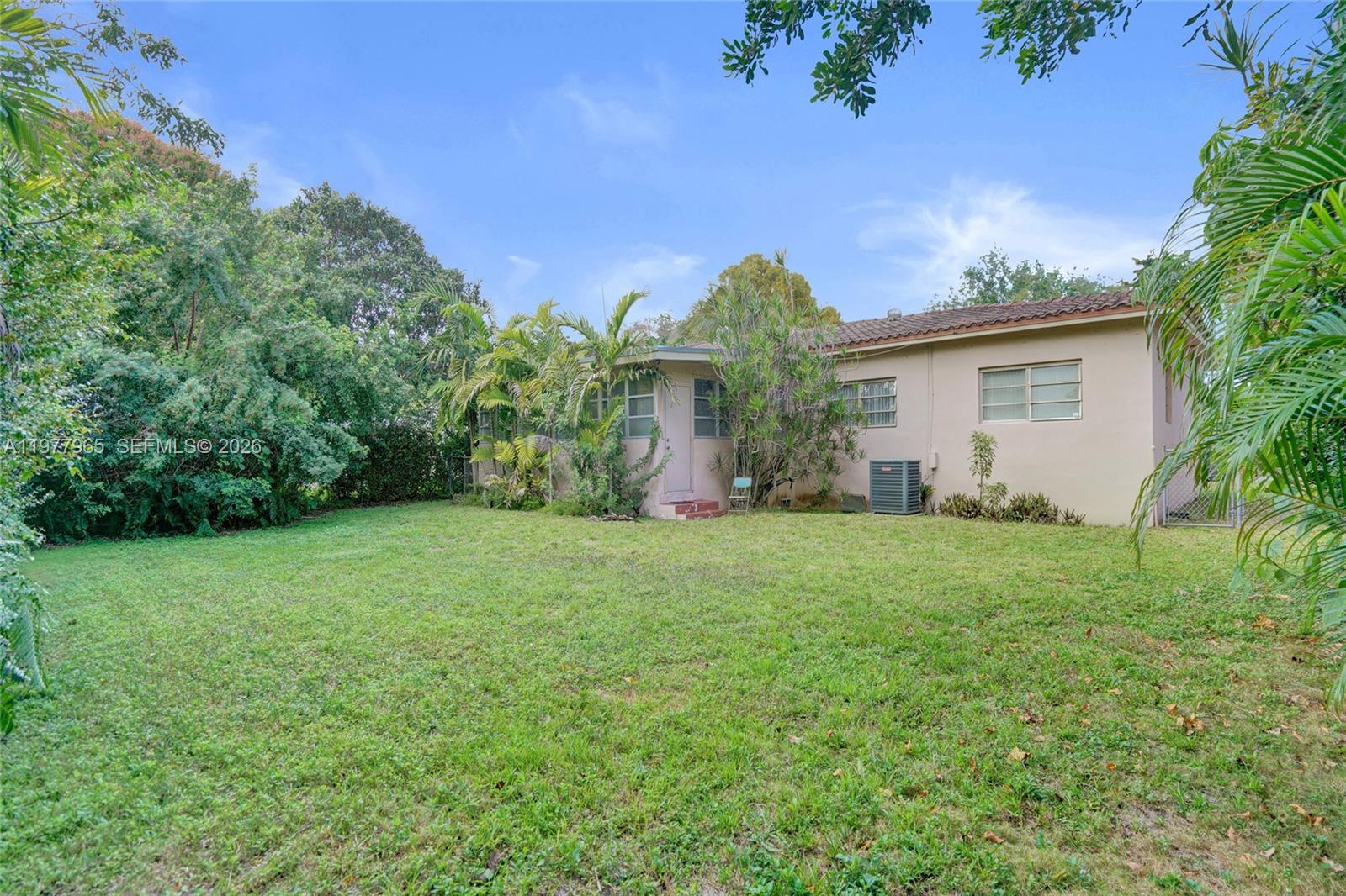 2060 Keystone Boulevard North Miami, FL 33181 - Photo 9 of 29