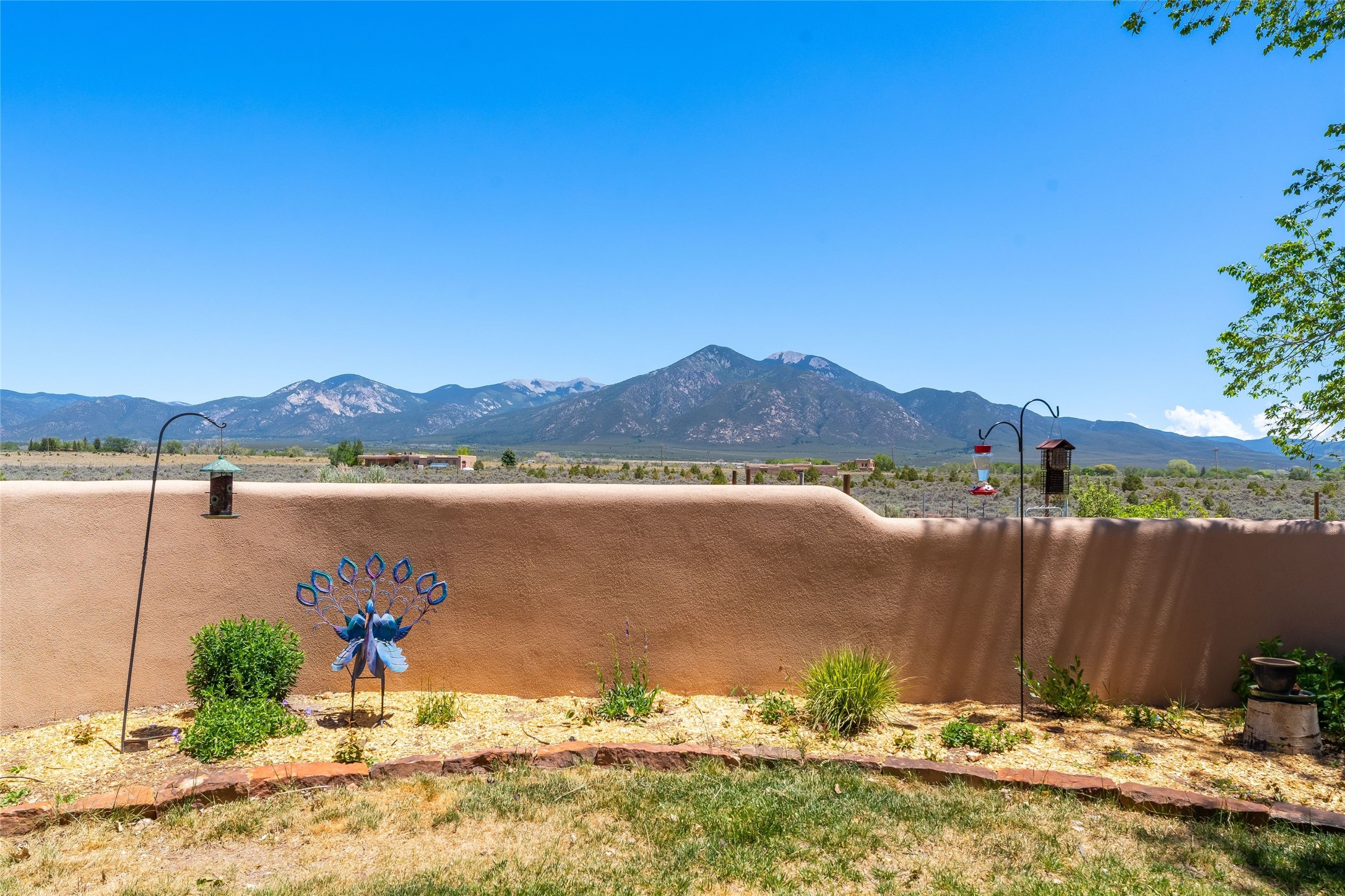 35 North Mesa Road El Prado, NM 87529 - Photo 6 of 55