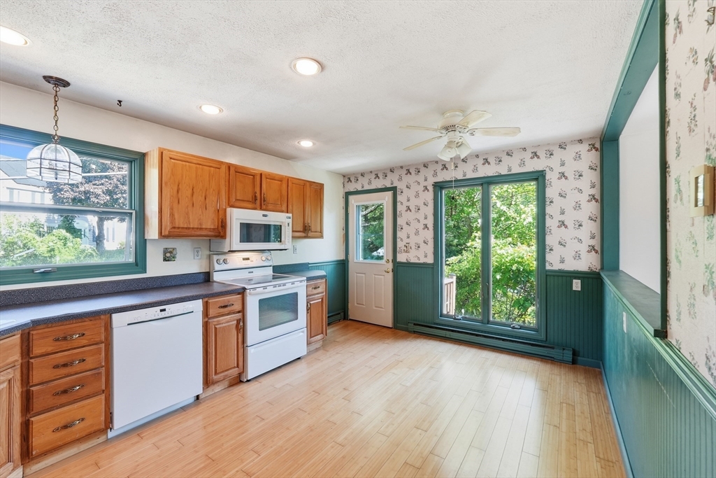 66 Pierce Road West Brookfield, MA 01585 - Photo 7 of 33